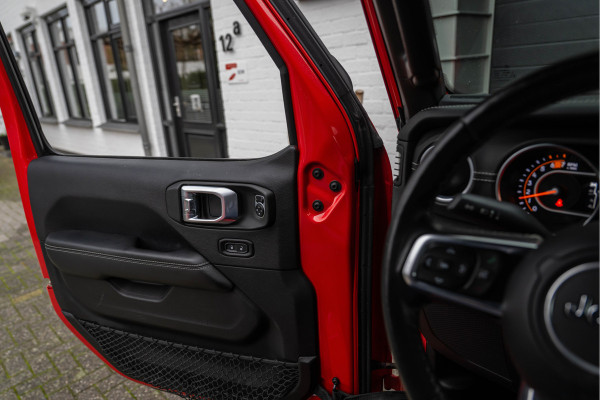 Jeep Wrangler Unlimited 2.0T - Method velgen 20" - Liftkit - Dakrek - stalen V&A bumper