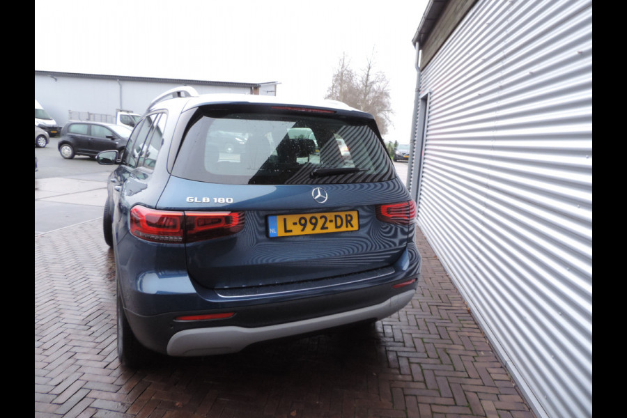 Mercedes-Benz Glb 180 Business Solution