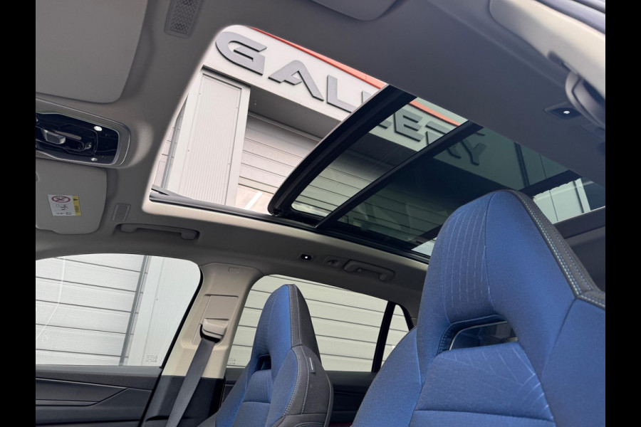 Lynk & Co 01 1.5 Bomvol Black Edition 261PK 360°Camera