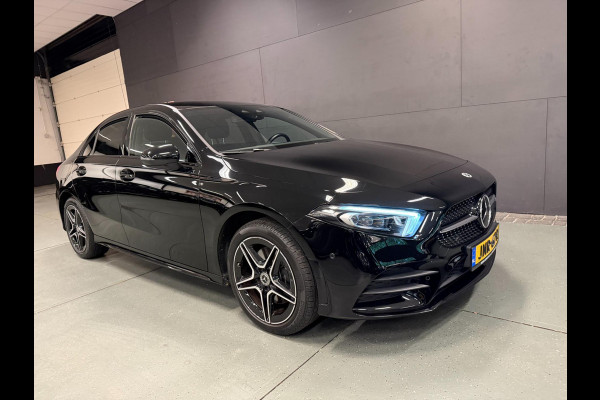 Mercedes-Benz A-Klasse 250 e AMG PREMIUM SFEERVERL/V-COCKPIT/NAVI/DAB/LED/CARPLAY/CRUISE///