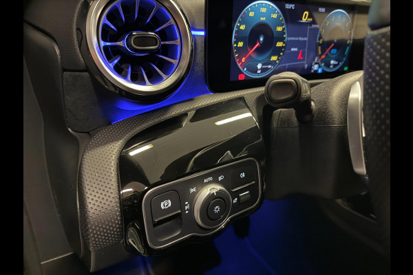 Mercedes-Benz A-Klasse 250 e AMG PREMIUM SFEERVERL/V-COCKPIT/NAVI/DAB/LED/CARPLAY/CRUISE///