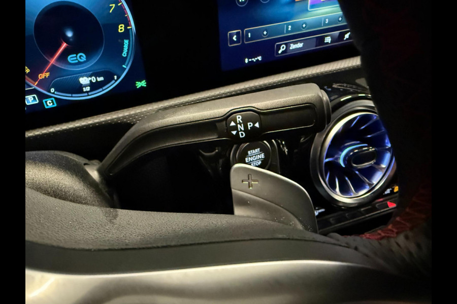 Mercedes-Benz A-Klasse 250 e AMG PREMIUM SFEERVERL/V-COCKPIT/NAVI/DAB/LED/CARPLAY/CRUISE///