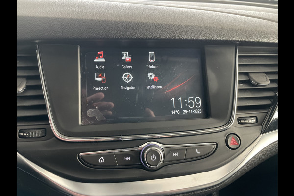 Opel Astra Sports Tourer 1.2 Business Elegance Airco - Cruise control - Parkeersensoren voor en achter - Achteruitrijcamera - Navigatie - Bluetooth - Keyless start and entry - Start/stop systeem - Stuur leder - Stuur multifunctioneel
