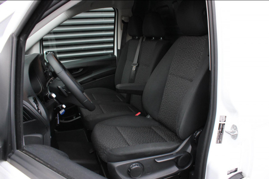 Mercedes-Benz Vito 163PK LANG JB-EDITION FULL BLACK / AMG / SPOILER / VERLAGINGSVEREN / NAVIGATIE / SIDE-BARS / FULL / NAVI