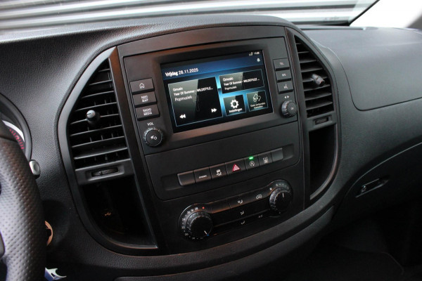 Mercedes-Benz Vito 163PK LANG JB-EDITION FULL BLACK / AMG / SPOILER / VERLAGINGSVEREN / NAVIGATIE / SIDE-BARS / FULL / NAVI