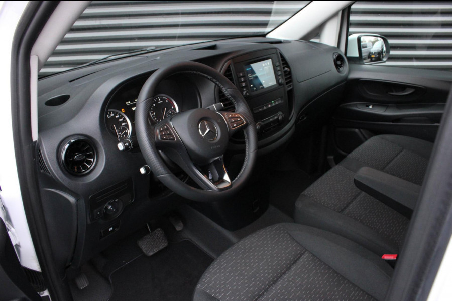 Mercedes-Benz Vito 163PK LANG JB-EDITION FULL BLACK / AMG / SPOILER / VERLAGINGSVEREN / NAVIGATIE / SIDE-BARS / FULL / NAVI