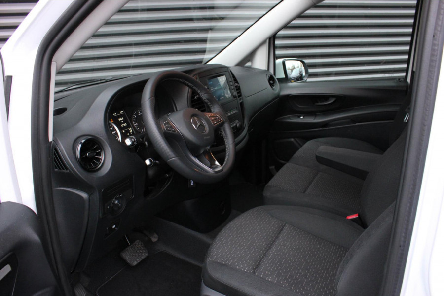 Mercedes-Benz Vito 163PK LANG JB-EDITION FULL BLACK / AMG / SPOILER / VERLAGINGSVEREN / NAVIGATIE / SIDE-BARS / FULL / NAVI