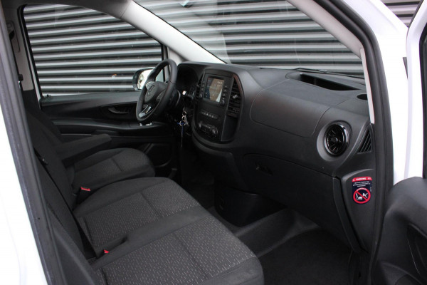Mercedes-Benz Vito 163PK LANG JB-EDITION FULL BLACK / AMG / SPOILER / VERLAGINGSVEREN / NAVIGATIE / SIDE-BARS / FULL / NAVI