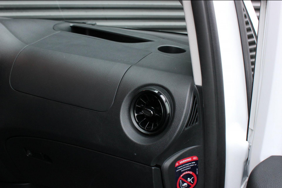 Mercedes-Benz Vito 163PK LANG JB-EDITION FULL BLACK / AMG / SPOILER / VERLAGINGSVEREN / NAVIGATIE / SIDE-BARS / FULL / NAVI