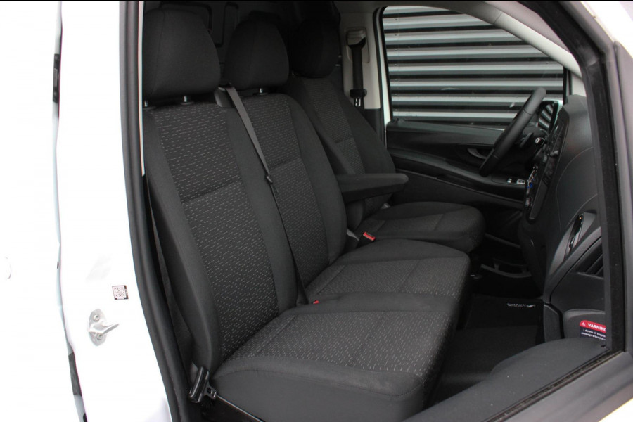 Mercedes-Benz Vito 163PK LANG JB-EDITION FULL BLACK / AMG / SPOILER / VERLAGINGSVEREN / NAVIGATIE / SIDE-BARS / FULL / NAVI