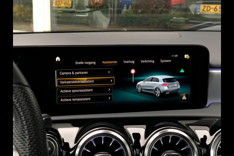 Mercedes-Benz A-Klasse 250 e PHEV AMG-Line | Climate, Cruise, Aut. Verl., Regensensor, 16'' LMV |