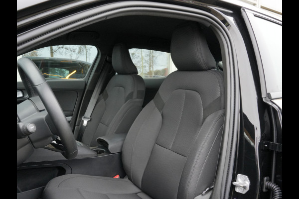 Polestar 2 Standard Range Single Motor 63kWh | SoH 97% | Stoelverwarming | Google Maps | 360 Graden