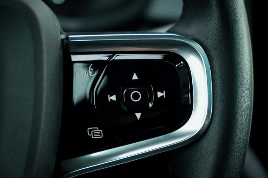 Polestar 2 Long Range Dual Motor Launch Edition 78kWh / Glasdak / BLIS / Trekhaak / Incl BTW