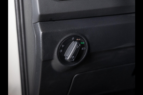 Volkswagen T-Roc 1.5 TSI R-Line Edition / 150pk / Panorama dak / Beats / Stoel en stuur verwarming /