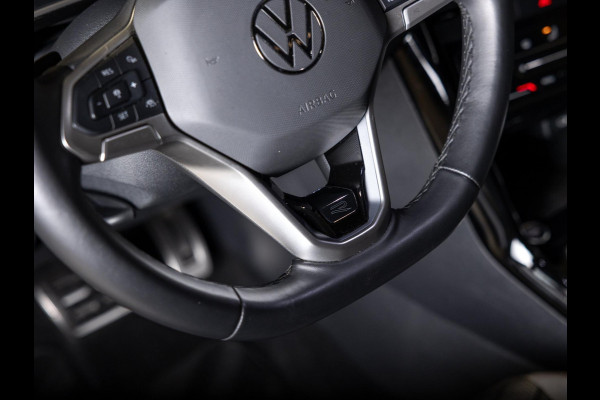 Volkswagen T-Roc 1.5 TSI R-Line Edition / 150pk / Panorama dak / Beats / Stoel en stuur verwarming /
