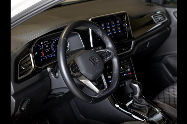 Volkswagen T-Roc 1.5 TSI R-Line Edition / 150pk / Panorama dak / Beats / Stoel en stuur verwarming /