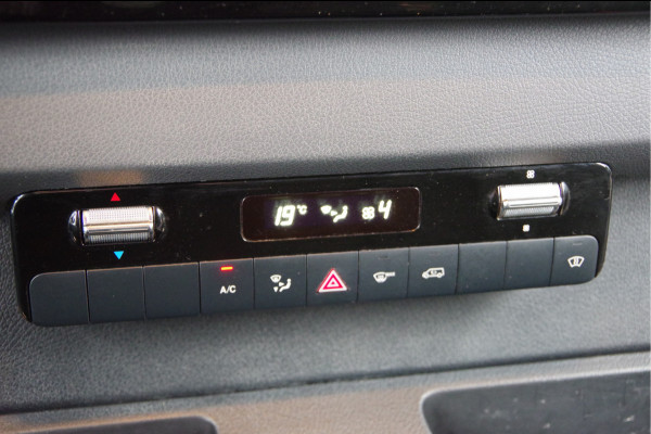 Mercedes-Benz Sprinter 519 3.0 CDI V6 BAKWAGEN, AUT. LED, CAMERA, MBUX10'', GEVEERDE STOEL, LEDER, NAVI, CLIMA, STOELVERWARMING, ZIJDEUR
