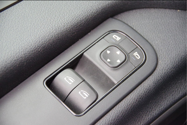 Mercedes-Benz Sprinter 519 3.0 CDI V6 BAKWAGEN, AUT. LED, CAMERA, MBUX10'', GEVEERDE STOEL, LEDER, NAVI, CLIMA, STOELVERWARMING, ZIJDEUR