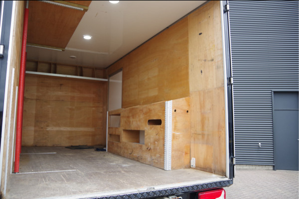 Mercedes-Benz Sprinter 519 3.0 CDI V6 BAKWAGEN, AUT. LED, CAMERA, MBUX10'', GEVEERDE STOEL, LEDER, NAVI, CLIMA, STOELVERWARMING, ZIJDEUR