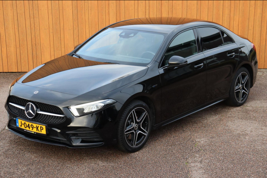 Mercedes-Benz A-Klasse 250 e Bus. Sol. AMG Limited org.NL camera afn.trekhaak