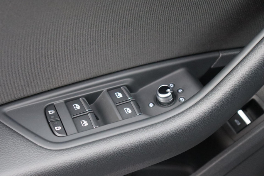 Audi A4 Avant 35 TFSI Advanced Edition org.NL el.trekhaak el.klep