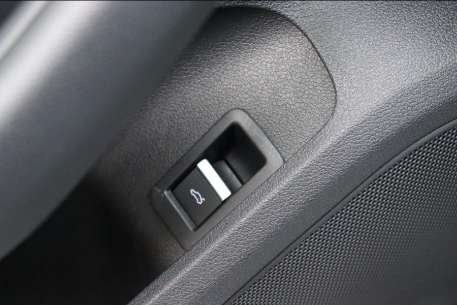 Audi A4 Avant 35 TFSI Advanced Edition org.NL el.trekhaak el.klep