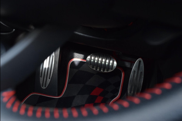 MINI Mini 2.0 Cooper S|1 of 200|Dak|HK|HUD|LED|18"JCW|