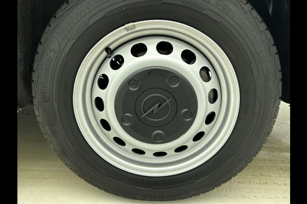 Opel Vivaro 145PK L3 Edition Automaat Airco Navi Trekhaak Airco Cruise Control Trekhaak Side-bars