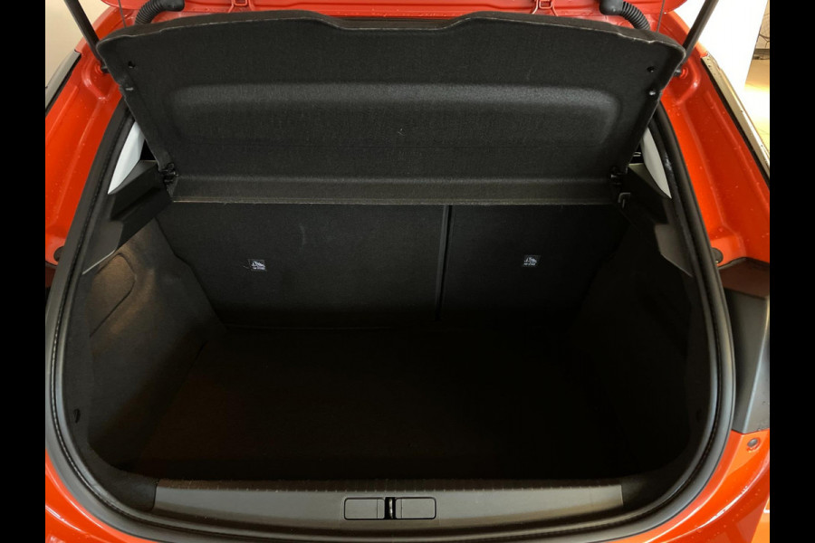 Opel Corsa 1.2 Edition AIRCO NAVI VIA APP CRUISE BT APPLE CARPLAY SPARCO ZEER NETTE AUTO