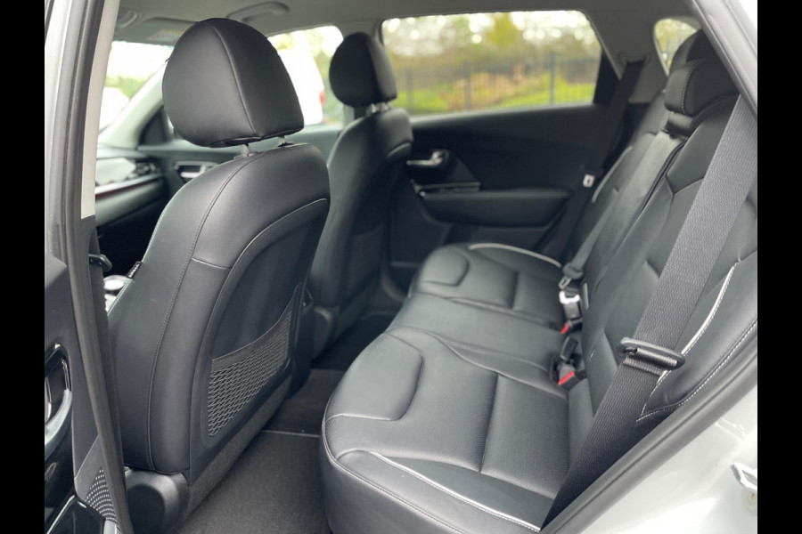 Kia e-Niro ExecutiveLine 64 kWh 3-fase 100% APPEL-CARPLAY LEER NAVIGATIE CAMERA