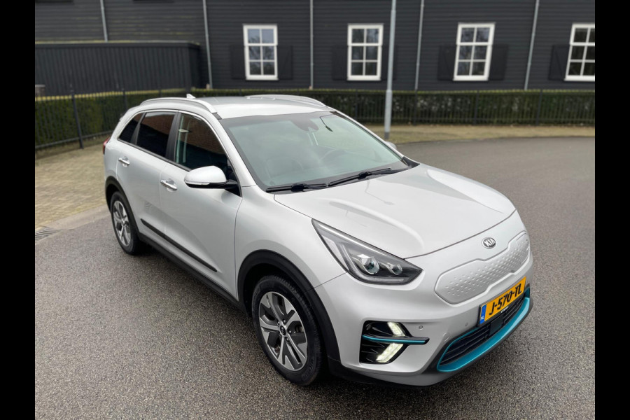 Kia e-Niro ExecutiveLine 64 kWh 3-fase 100% APPEL-CARPLAY LEER NAVIGATIE CAMERA