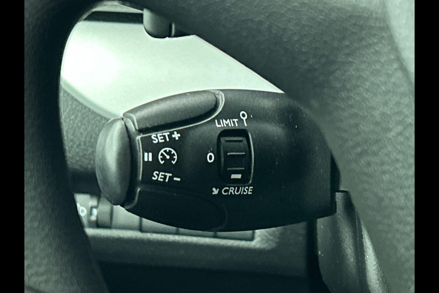 Opel Vivaro 2.0 CDTI L3H1 Dubbele Cabine Edition Airco Navigatie Trekhaak Cruise control