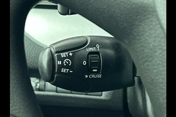 Opel Vivaro 2.0 CDTI L3H1 Dubbele Cabine Edition Airco Navigatie Trekhaak Cruise control