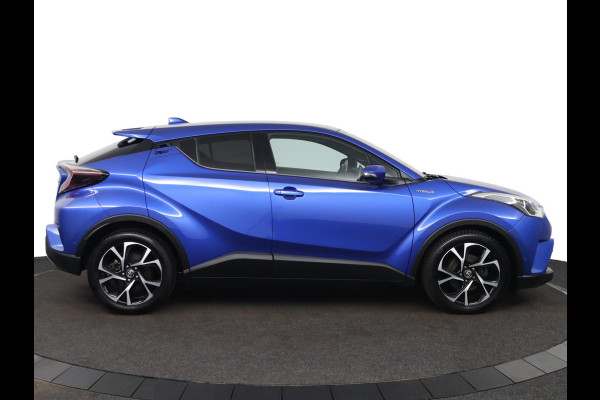 Toyota C-HR 1.8 Hybrid Style|ACC|Stoelverwarming|Camera|Trekhaak|18"