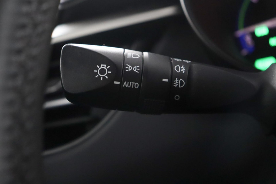 Toyota C-HR 1.8 Hybrid Style|ACC|Stoelverwarming|Camera|Trekhaak|18"