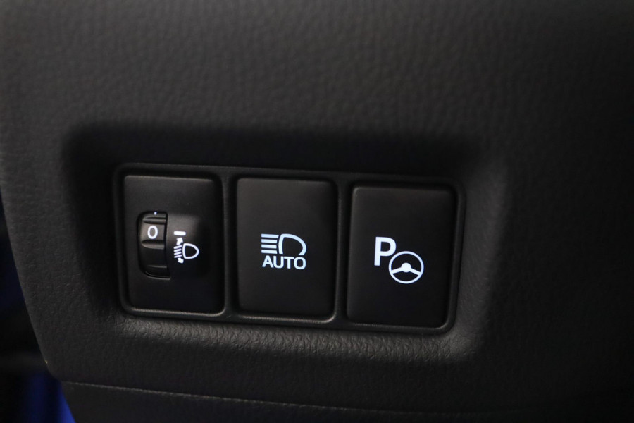 Toyota C-HR 1.8 Hybrid Style|ACC|Stoelverwarming|Camera|Trekhaak|18"