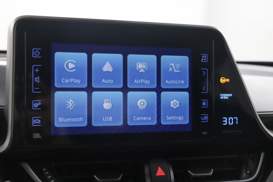 Toyota C-HR 1.8 Hybrid Style|ACC|Stoelverwarming|Camera|Trekhaak|18"