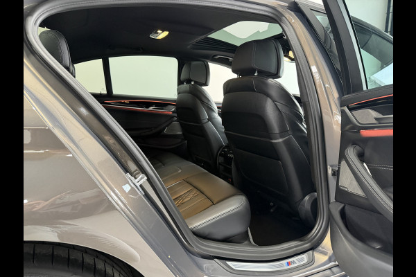 BMW 5 Serie 530e M SPORT EDITION PLUS Schuifdak / Head Up / Leder  / Laser