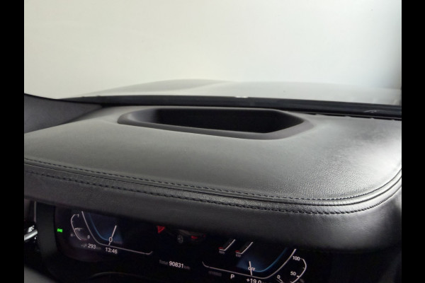 BMW 5 Serie 530e M SPORT EDITION PLUS Schuifdak / Head Up / Leder  / Laser