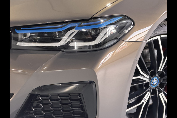 BMW 5 Serie 530e M SPORT EDITION PLUS Schuifdak / Head Up / Leder  / Laser