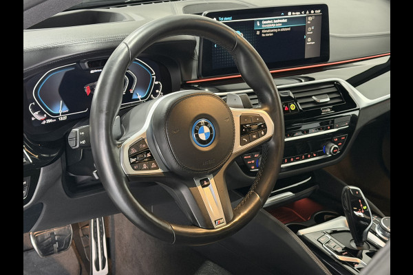 BMW 5 Serie 530e M SPORT EDITION PLUS Schuifdak / Head Up / Leder  / Laser