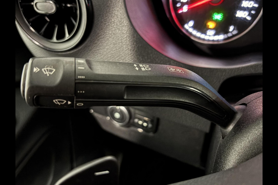 Mercedes-Benz Sprinter 315 1.9 CDI L2H2 Automaat Navi Cruise Camera parkeersensoren