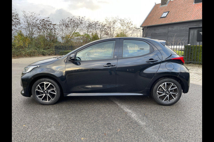 Toyota Yaris 1.5 Hybrid Team Deutschland |Airco ECC Navigatie Parkeercamera |