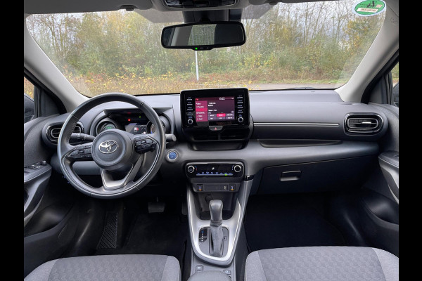 Toyota Yaris 1.5 Hybrid Team Deutschland |Airco ECC Navigatie Parkeercamera |