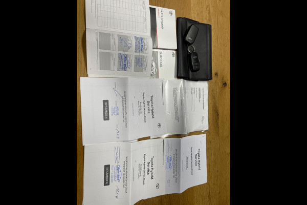 Toyota Yaris 1.5 Hybrid Team Deutschland |Airco ECC Navigatie Parkeercamera |