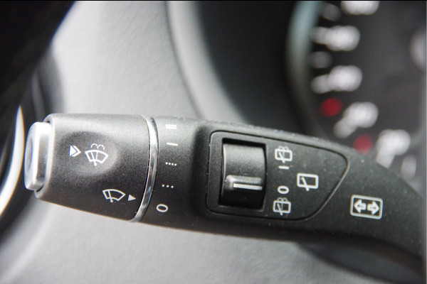 Mercedes-Benz Vito 119 CDI L2 3-ZITS, AUT. LED, ADAPT. CRUISE, STOELVERWARMING, CAMERA, CLIMA, NAVI, PARKEERSENSOREN