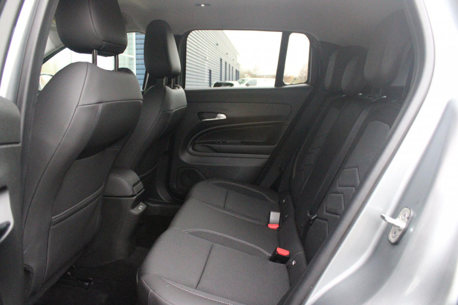 Jeep Avenger 1.2 110PK e-Hybrid SUMMIT | STOEL/VOORRUIT VERWARMING | DRAADLOZE APPLE CARPLAY/ANDROID AUTO | NAVIGATIE | ACHETRUITRIJ CAMERA | KEYLESS ENTRY/START | PARKEERSENSOREN VOOR EN ACHTER | ELEKTRISCH BEDIENBARE ACHTERKLEP | VERWARMBARE VOORRUIT/VOORSTOELEN | 18" LICHTMETALEN VELGEN | ADAPTIVE CRUISE CONTROL | DODEHOEK DETECTIE | JBL AUDIO SYSTEM |