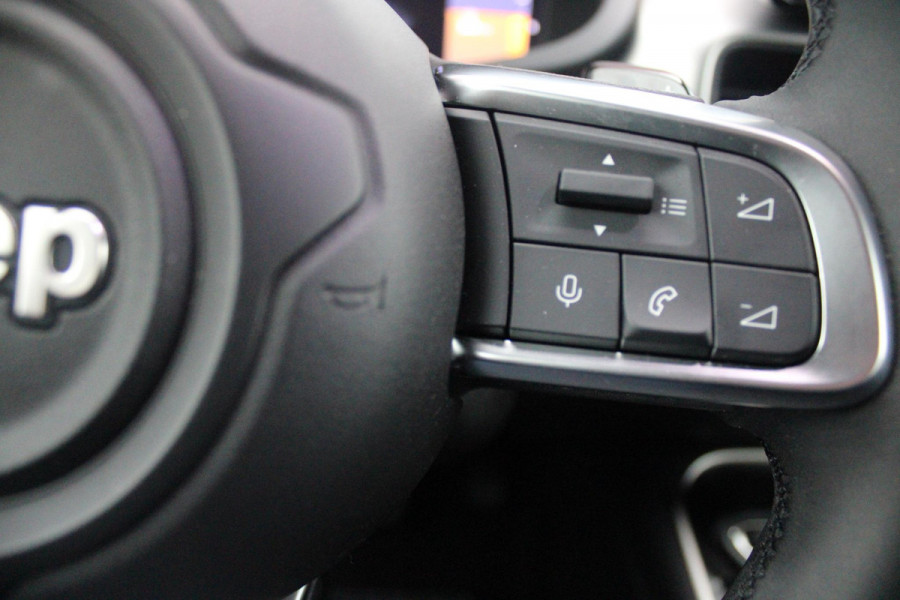 Jeep Avenger 1.2 110PK e-Hybrid SUMMIT | STOEL/VOORRUIT VERWARMING | DRAADLOZE APPLE CARPLAY/ANDROID AUTO | NAVIGATIE | ACHETRUITRIJ CAMERA | KEYLESS ENTRY/START | PARKEERSENSOREN VOOR EN ACHTER | ELEKTRISCH BEDIENBARE ACHTERKLEP | VERWARMBARE VOORRUIT/VOORSTOELEN | 18" LICHTMETALEN VELGEN | ADAPTIVE CRUISE CONTROL | DODEHOEK DETECTIE | JBL AUDIO SYSTEM |