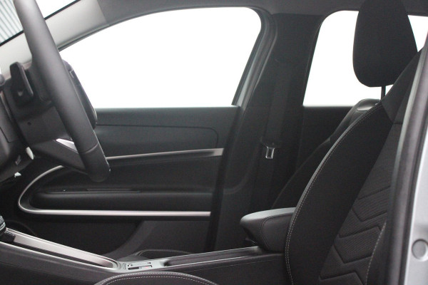 Jeep Avenger 1.2 110PK e-Hybrid SUMMIT | STOEL/VOORRUIT VERWARMING | DRAADLOZE APPLE CARPLAY/ANDROID AUTO | NAVIGATIE | ACHETRUITRIJ CAMERA | KEYLESS ENTRY/START | PARKEERSENSOREN VOOR EN ACHTER | ELEKTRISCH BEDIENBARE ACHTERKLEP | VERWARMBARE VOORRUIT/VOORSTOELEN | 18" LICHTMETALEN VELGEN | ADAPTIVE CRUISE CONTROL | DODEHOEK DETECTIE | JBL AUDIO SYSTEM |