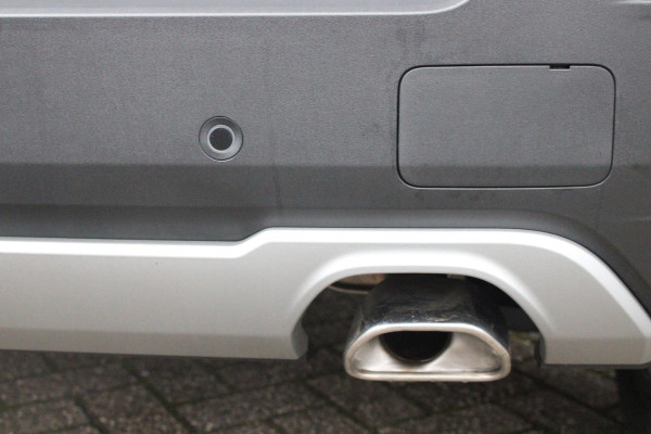 Jeep Avenger 1.2 110PK e-Hybrid SUMMIT | STOEL/VOORRUIT VERWARMING | DRAADLOZE APPLE CARPLAY/ANDROID AUTO | NAVIGATIE | ACHETRUITRIJ CAMERA | KEYLESS ENTRY/START | PARKEERSENSOREN VOOR EN ACHTER | ELEKTRISCH BEDIENBARE ACHTERKLEP | VERWARMBARE VOORRUIT/VOORSTOELEN | 18" LICHTMETALEN VELGEN | ADAPTIVE CRUISE CONTROL | DODEHOEK DETECTIE | JBL AUDIO SYSTEM |